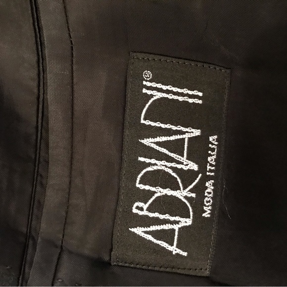 Abriani Italian Tuxedo Coat - Picture 11 of 17